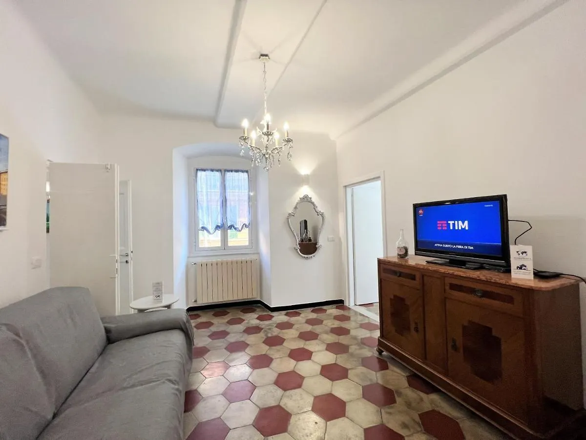 House Silvia By Holiday World Génova Italia
