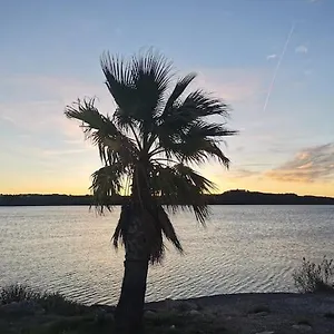Belle De 90m2 Au Calme Avec Jardin Et Parking à 10 Mn De La En Voiture Villa Fos-sur-Mer