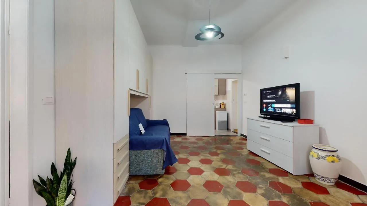 House Silvia By Holiday World Gênes 0*,